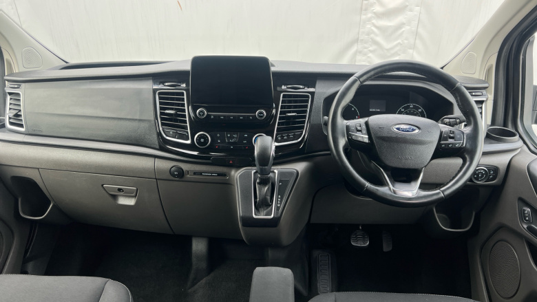 Ford Transit Custom 300 L1 Diesel Fwd 2.0 EcoBlue 130ps Low Roof D/Cab Limited Van Auto